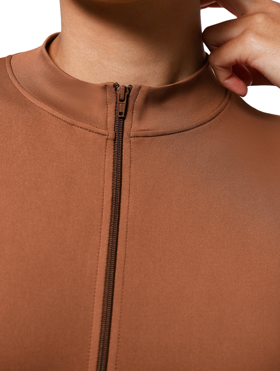 Derin V Yaka Fermuarlı Bodysuit