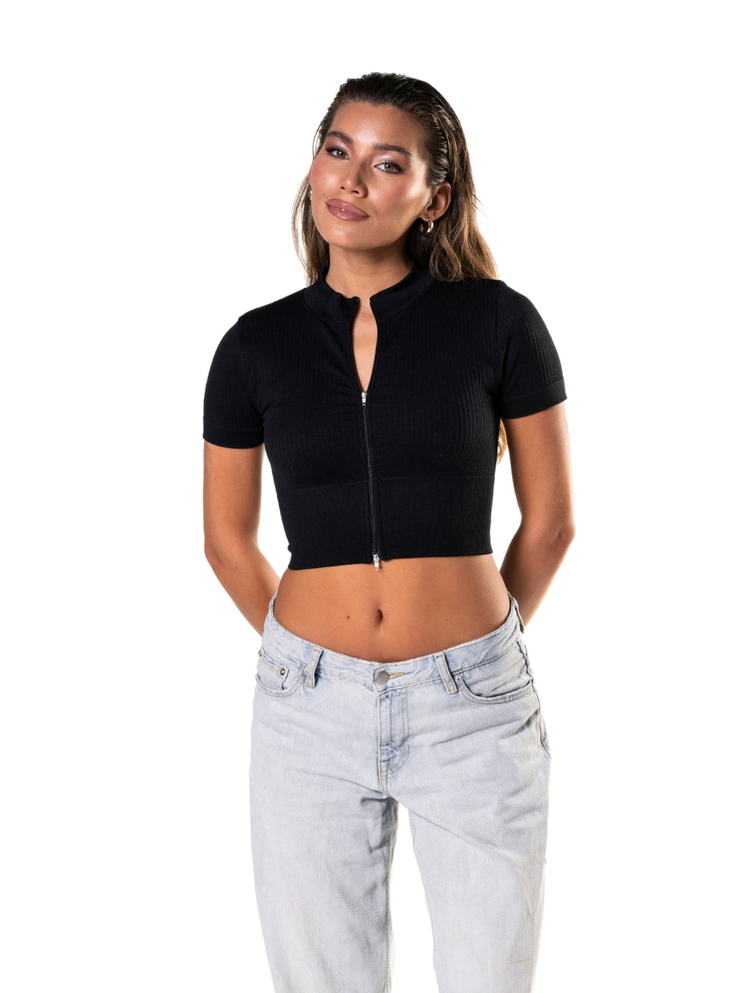 Dikişsiz Ribeli Önde Fermarlı Kısa Kollu Crop Top