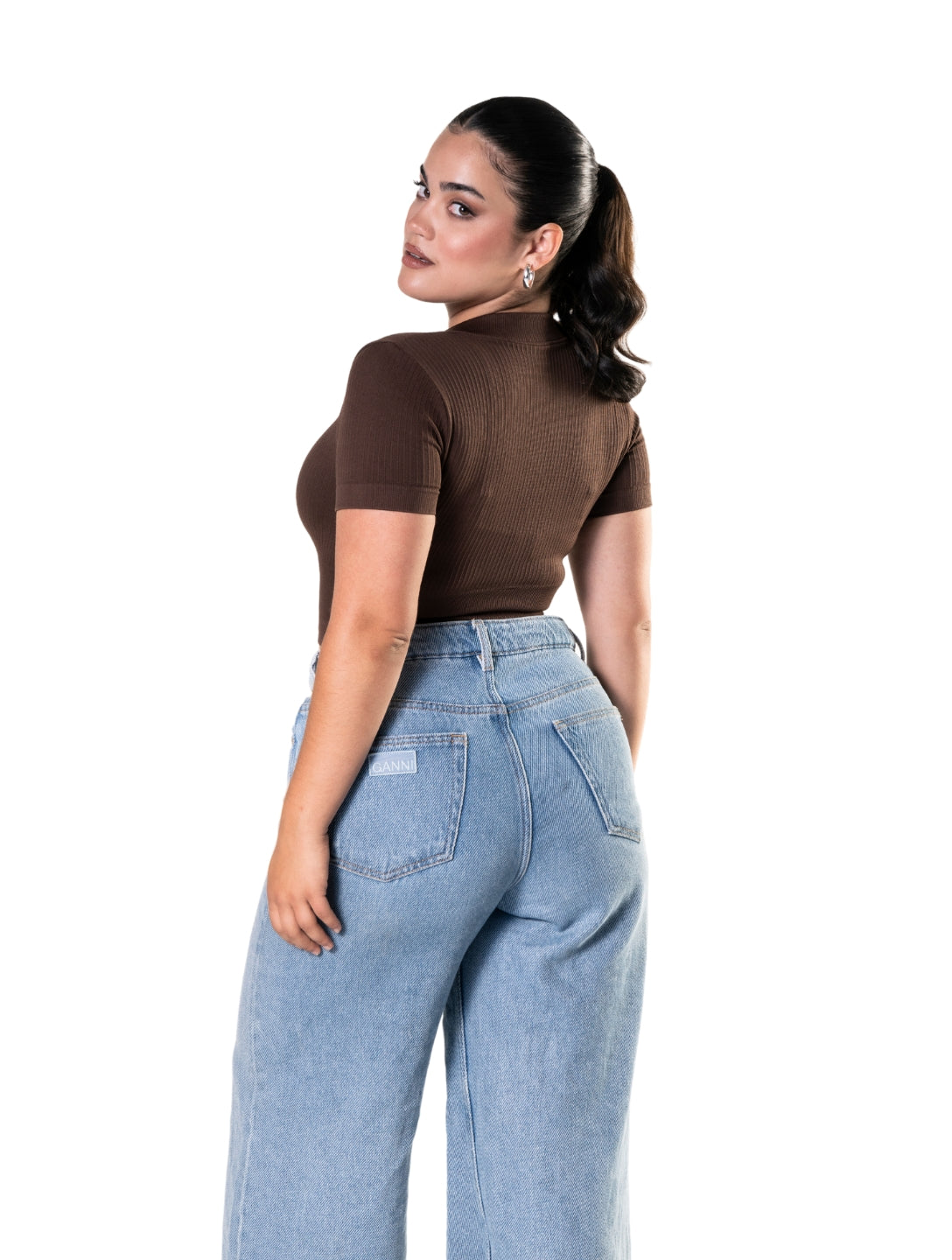 Dikişsiz Ribeli Önde Fermarlı Kısa Kollu Crop Top