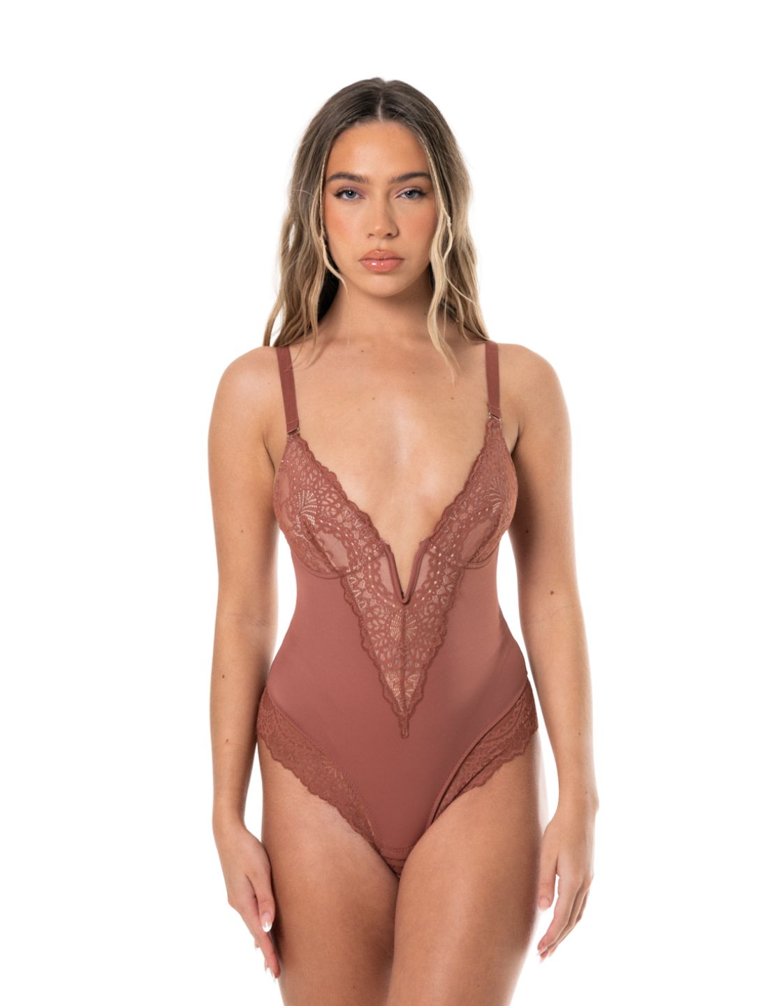V Yaka Yarı Dantelli Bodysuit
