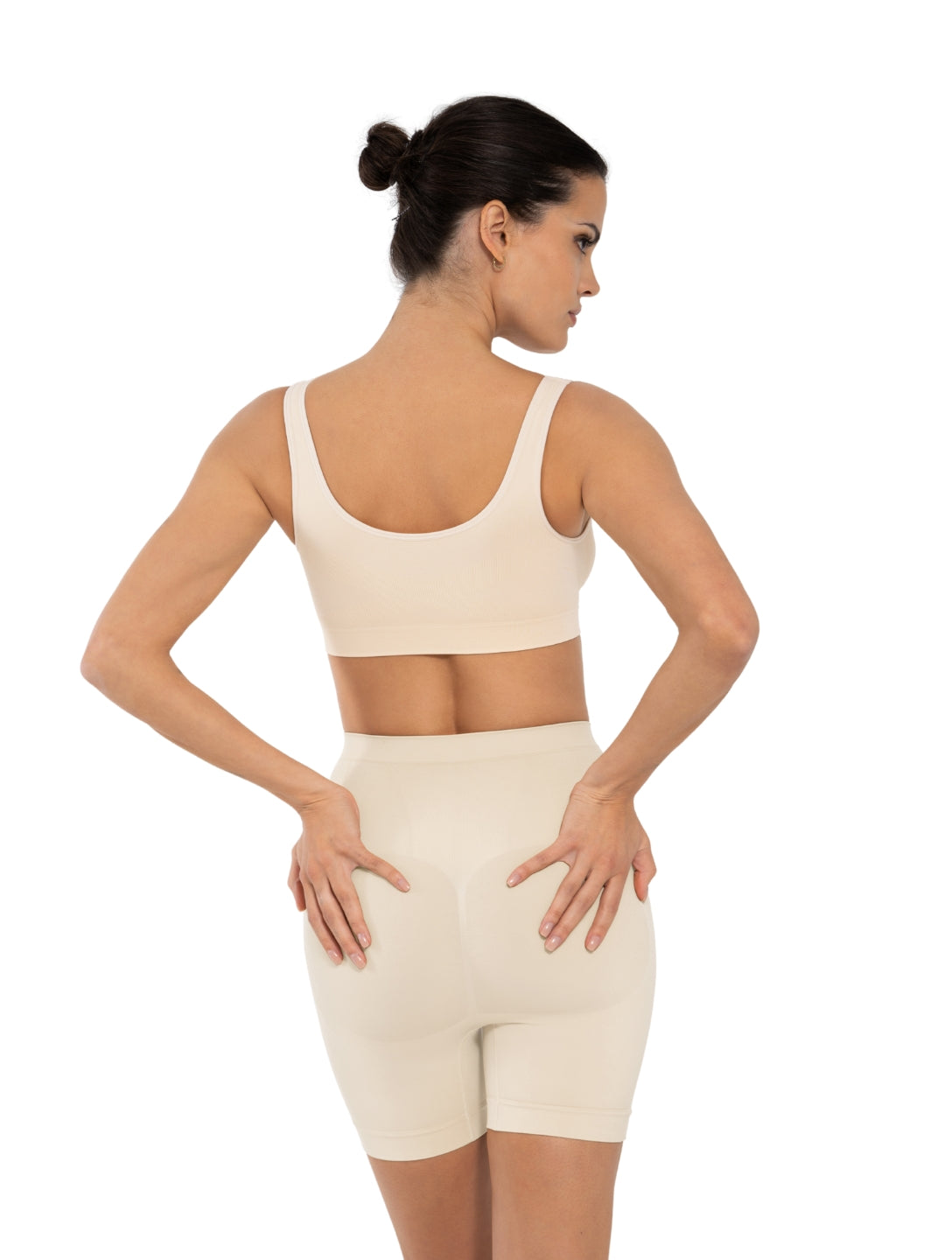 Sıkı Oturan Geniş Askılı Sütyen